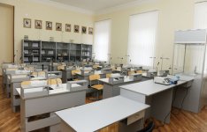 Президент Азербайджана ознакомился состоянием школы №1 в Баку после капремонта (ФОТО)
