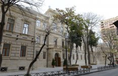 Президент Азербайджана ознакомился состоянием школы №1 в Баку после капремонта (ФОТО)