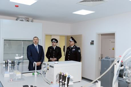 Президент Азербайджана принял участие в открытии военного госпиталя МНБ (ФОТО)