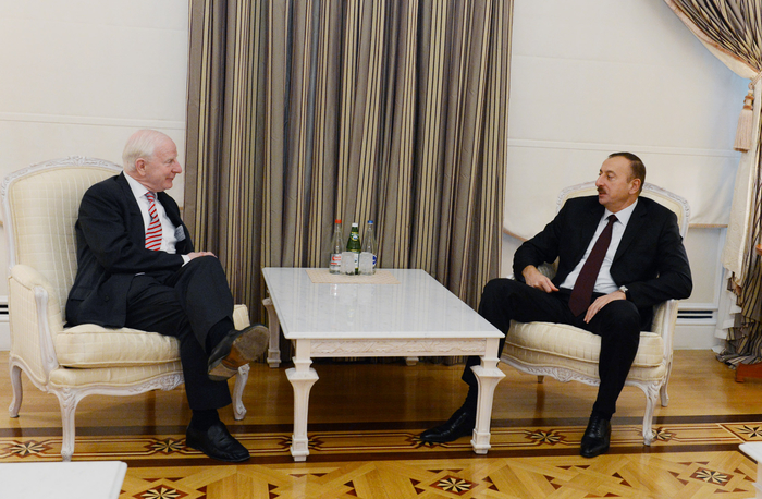 Azerbaijani President receives President of European Olympic Committees