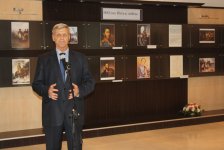 В Баку состоялось открытие фотовыставки "1812: путь к победе" (фото)