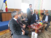 В Молдове состоялась презентация книги афоризмов Низами (фото)