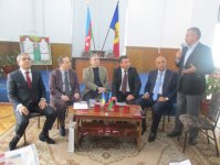 В Молдове состоялась презентация книги афоризмов Низами (фото)