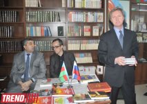 В Доме русской книги в Баку состоялась презентация книг российских историков (фото)