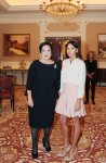 Первая леди Азербайджана встретилась с известной турецкой актрисой Тюркан Шорай (ФОТО)