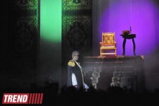 В Аздраме состоялся торжественный вечер, посвященный 200-летию Мирзы Фатали Ахундзаде (фотосессия)