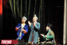 В Аздраме состоялся торжественный вечер, посвященный 200-летию Мирзы Фатали Ахундзаде (фотосессия)