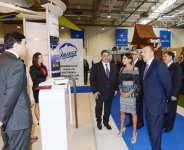 Президент Азербайджана и его супруга ознакомились с открывшимися в Баку выставками (версия 2) (ФОТО)