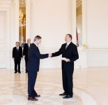 Президент Азербайджана принял верительные грамоты послов ряда стран (версия 2)