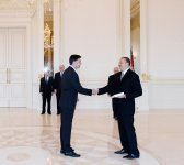 Президент Азербайджана принял верительные грамоты послов ряда стран (версия 2)