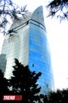 Стеклянные чудеса современной архитектуры Баку (фотосессия)