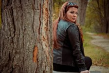 Ханенде Илаха Ибадова представила проект "Романтика в осеннем лесу" (фотосессия)