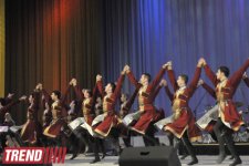 Эдита Пьеха подарила Баку теплый добрый вечер: "Розы Муслима Магомаева и фиалки Полада Бюльбюльоглу" (фотосессия)