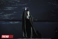 В Баку состоялась премьера спектакля Йонаса Вайткуса "Семь красавиц" – современный взгляд на произведение Низами (фото)