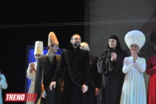 В Баку состоялась премьера спектакля Йонаса Вайткуса "Семь красавиц" – современный взгляд на произведение Низами (фото)