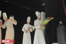 В Баку состоялась премьера спектакля Йонаса Вайткуса "Семь красавиц" – современный взгляд на произведение Низами (фото)