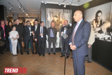 В Баку представлена первая ретроспектива в истории азербайджанского изобразительного искусства (фото)