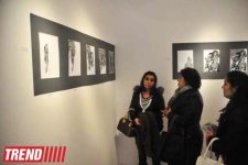 В Баку представлен современный арт-проект юриста и архитектора "Шифр души: метаморфоза" (фото)