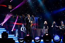 Поступил в продажу CD/DVD с концертным выступлением EMINа в "Крокус Сити Холл" (фото)