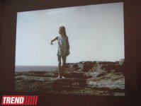 Азербайджан глазами художника из Афганистана, или Литовская стилизация под старое советское кино (фото)