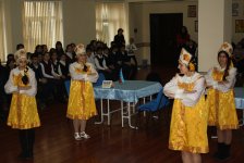 Учащиеся бакинской школы показали "Приключение скряги" Мирзы Фатали Ахундзаде (фото)