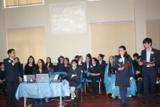 Учащиеся бакинской школы показали "Приключение скряги" Мирзы Фатали Ахундзаде (фото)