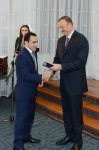 Президент Азербайджана и его супруга приняли участие в церемонии награждения спортсменов по итогам 2012 года (ФОТО)