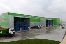 Президент Азербайджана принял участие в открытии заводов по сортировке и сжиганию твердых бытовых отходов (версия 2) (ФОТО)