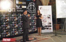 В Баку состоялась церемония вручения премии "Фотограф года - 2012" (фотосессия)