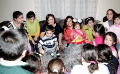 Лейла Алиева встретилась с воспитанниками детских домов в Насиминском, Хатаинском и Сураханском районах Баку (ФОТО)