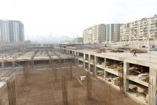 Президент Азербайджана ознакомился со строительными работами, проводимыми на улицах Физули и Мирзаги Алиева (ФОТО)