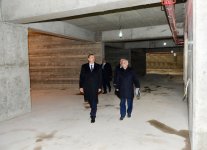 Президент Азербайджана ознакомился со строительными работами, проводимыми на улицах Физули и Мирзаги Алиева (ФОТО)