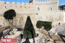 Экскурсия на электромобилях по обновленному Ичери шехер (фотосессия)