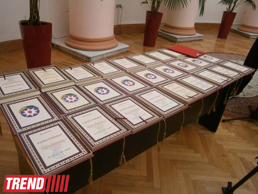 В Азербайджане представлены потрясающие работы народных умельцев  (фотосессия)