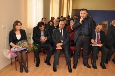 Поэтесса Назакет Наман представила сборник стихов (фото)