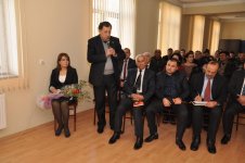 Поэтесса Назакет Наман представила сборник стихов (фото)
