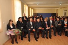 Поэтесса Назакет Наман представила сборник стихов (фото)