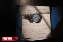 В Баку открылась фотовыставка личных вещей жертв Ходжалинской трагедии (фото)