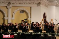 В Баку состоялся концерт, посвященный 90-летию общенационального лидера Азербайджана Гейдара Алиева (фото)