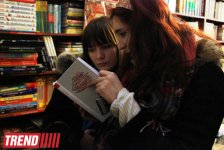 Бахрам Багирзаде на 8 марта презентовал книгу  "О чем говорят женщины?" (фотосессия)