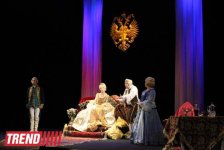 Звезды России представили в Баку спектакль о личной жизни Екатерины Великой  (фотосессия)