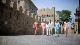 Новые фото румынской группы Mandinga в Баку: "Это фантастический город мечты" (фотосессия)