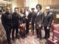 Новые фото румынской группы Mandinga в Баку: "Это фантастический город мечты" (фотосессия)
