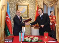 Между Азербайджаном и Черногорией подписаны двусторонние документы (ФОТО)