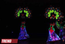 В Баку состоялось неоновое шоу "Эйфория" московской группы FIRE MAGIC SHOW (фотосессия)