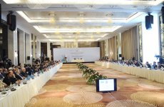 Президент Азербайджана принял участие в международной конференции по борьбе с терроризмом (ФОТО)