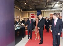 Президент Азербайджана и его супруга ознакомились с Азербайджанской международной выставкой туризма и путешествий «AİTF-2013» (ФОТО)