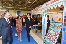 Президент Азербайджана и его супруга ознакомились с Азербайджанской международной выставкой туризма и путешествий «AİTF-2013» (ФОТО)