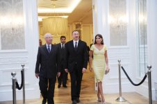 Президент Азербайджана и его супруга приняли участие на заключительном рабочем ужине Всемирного экономического форума в Баку (ФОТО)