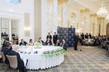 Президент Азербайджана и его супруга приняли участие на заключительном рабочем ужине Всемирного экономического форума в Баку (ФОТО)